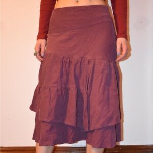 Elegant Women's Tiered Corduroy Skirt